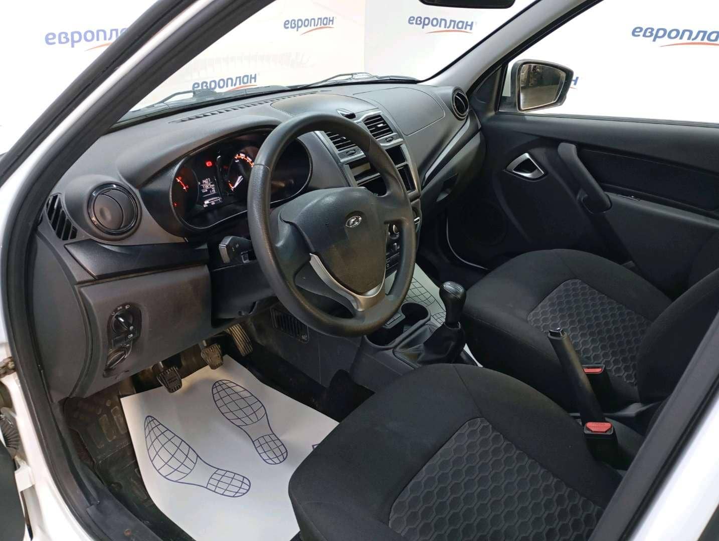 Lada Granta седан,  77 325 км, 2024 года в лизинг