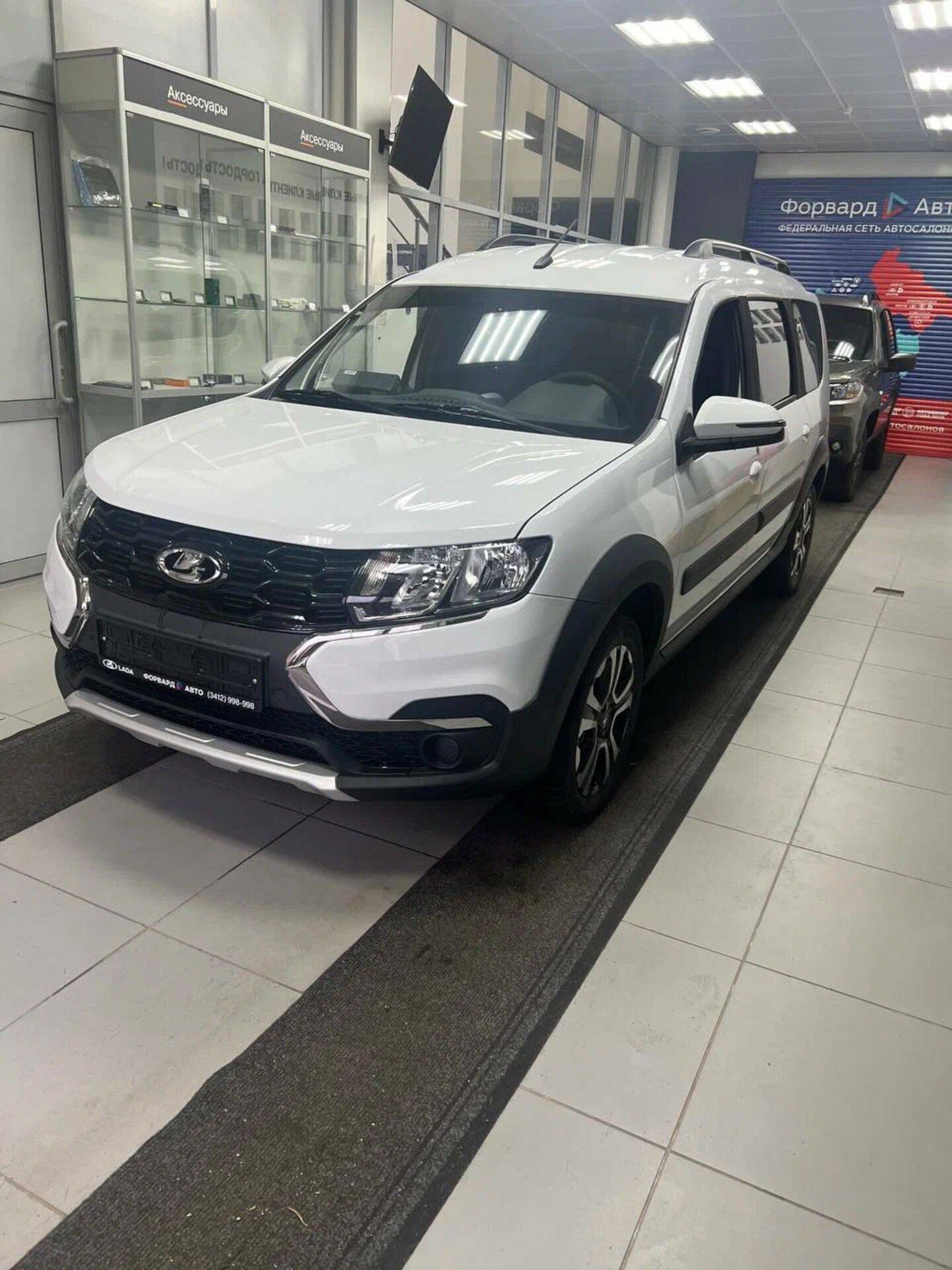 Lada Largus Cross Enjoy 5 мест 1.6 106hp 5MT