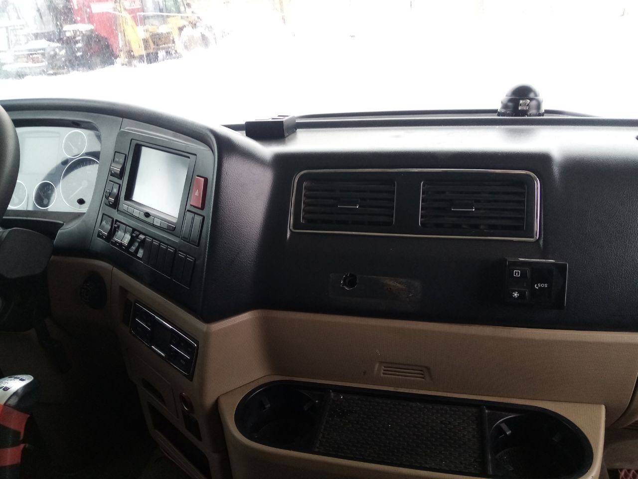 HOWO ZZ3317V386GE1 8х4 Лот 000000878