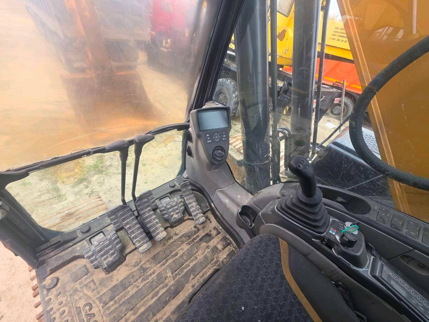 CASE CX300C LC, 2021 года в лизинг