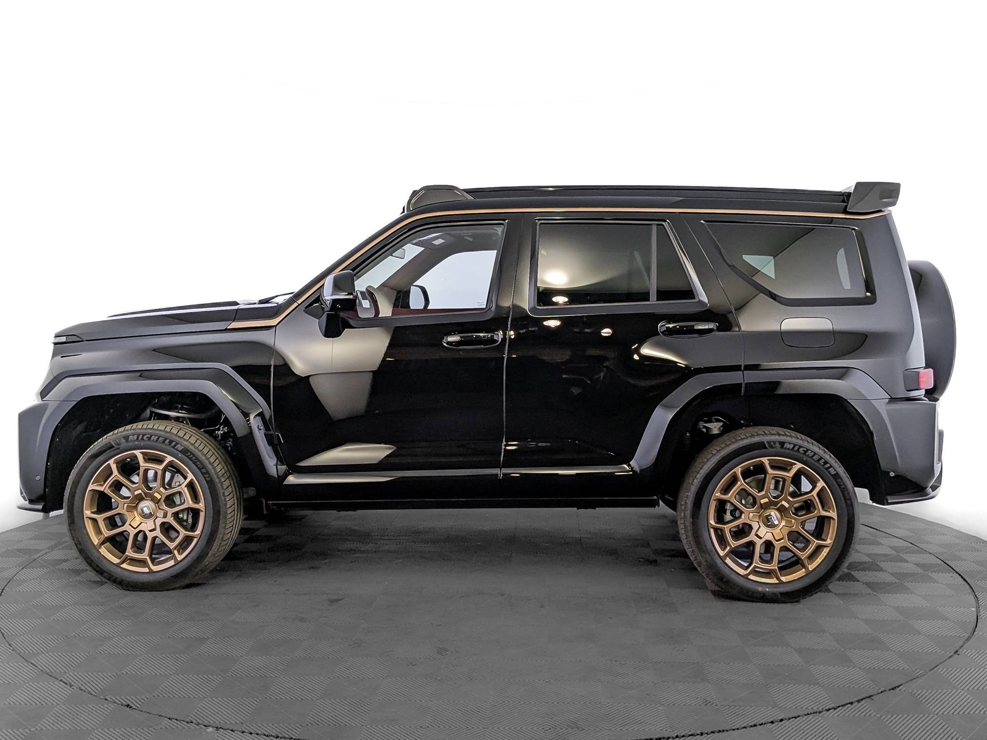 Tank 700 Edition One 3.0 HEV 9AT 4WD