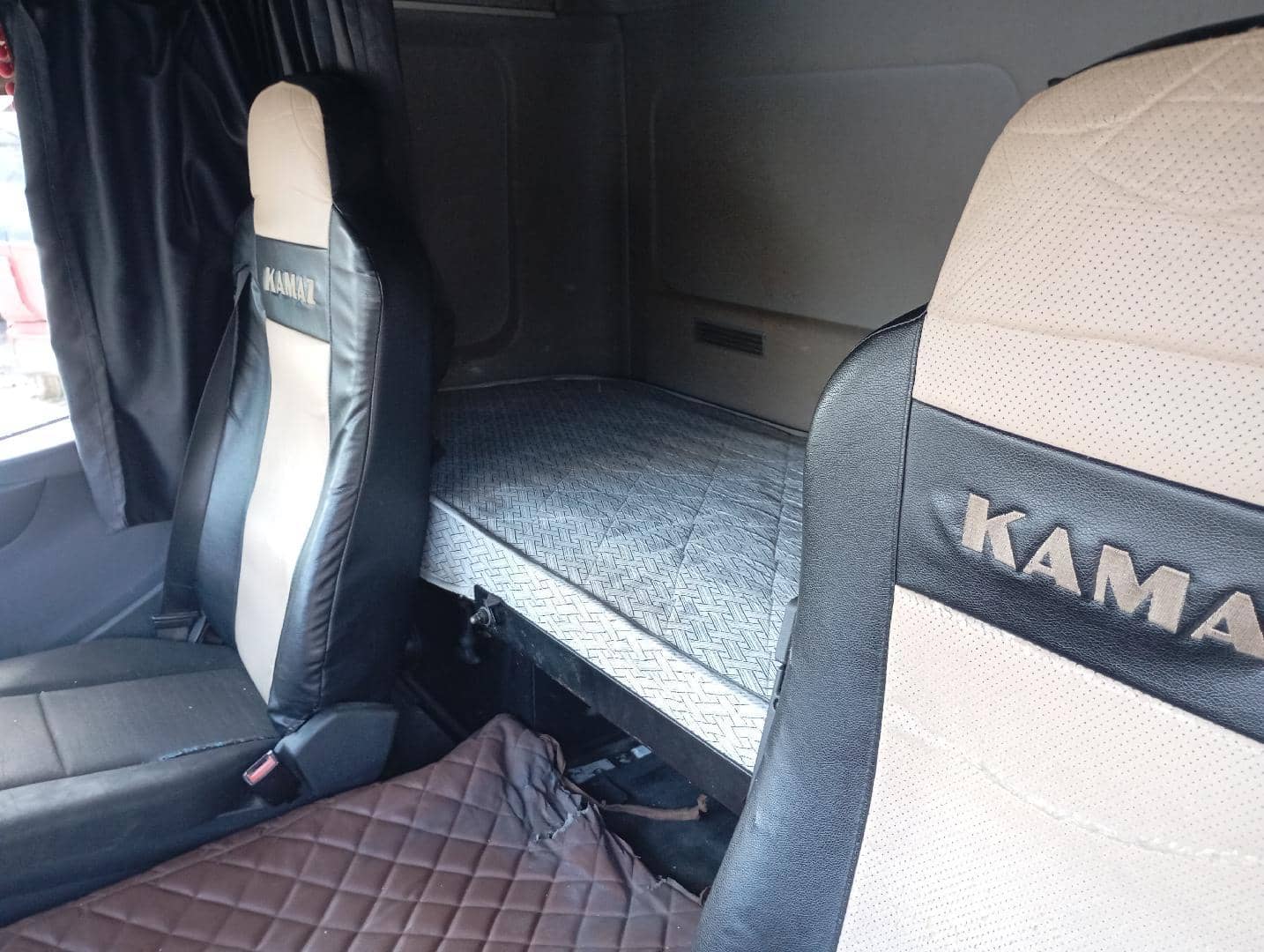 КАМАЗ 5490-5P CNG (M1840),  363 800 км, 2021 года