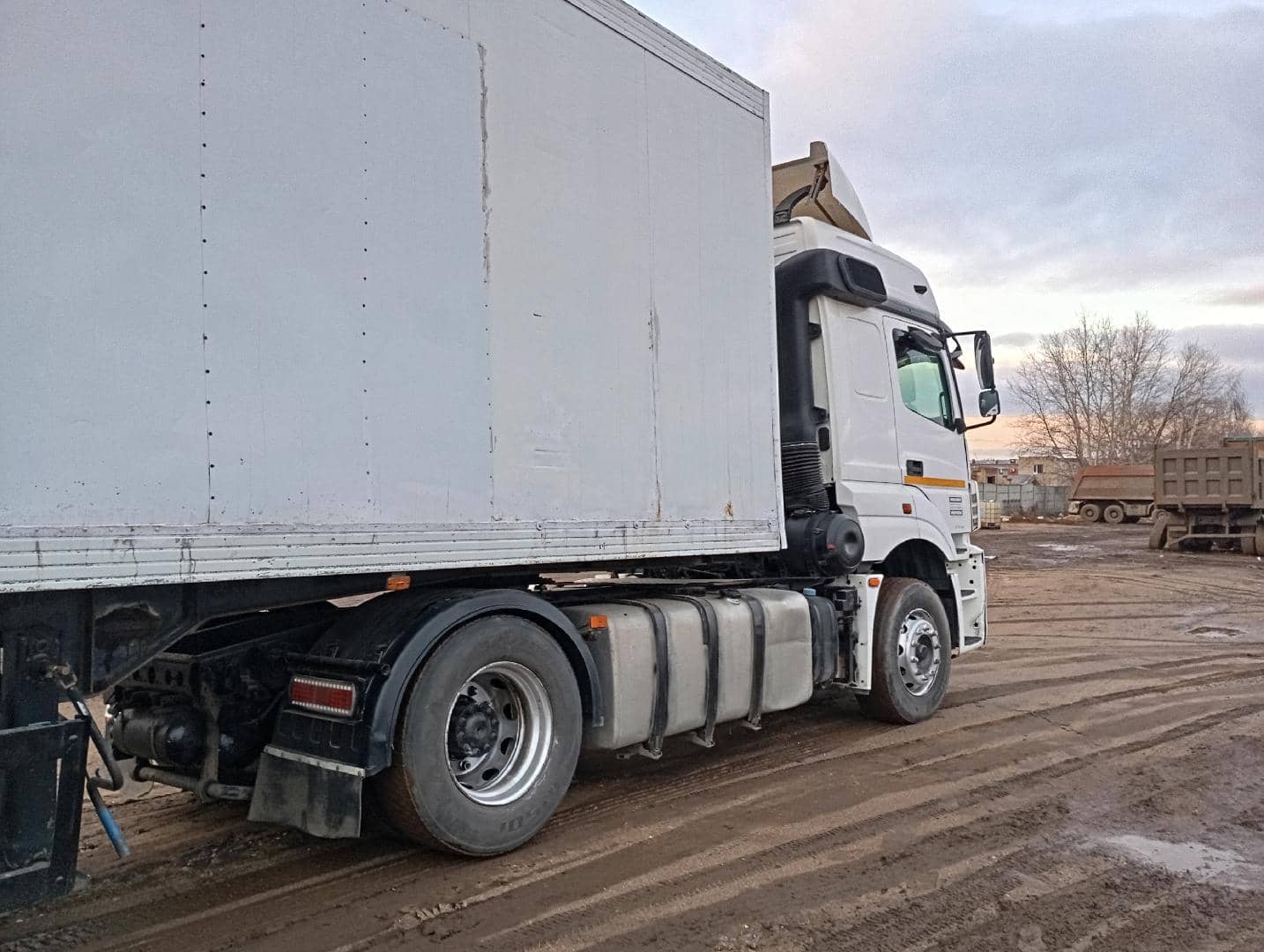 КАМАЗ 5490-022-87(S5)NEO,  768 166 км, 2017 года в лизинг