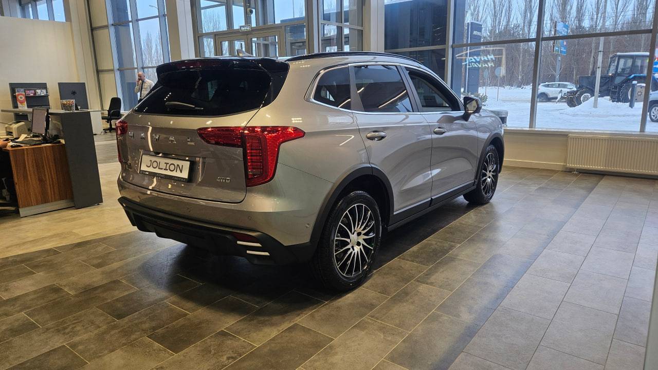Haval Jolion Tech plus 1.5 7DCT 4WD
