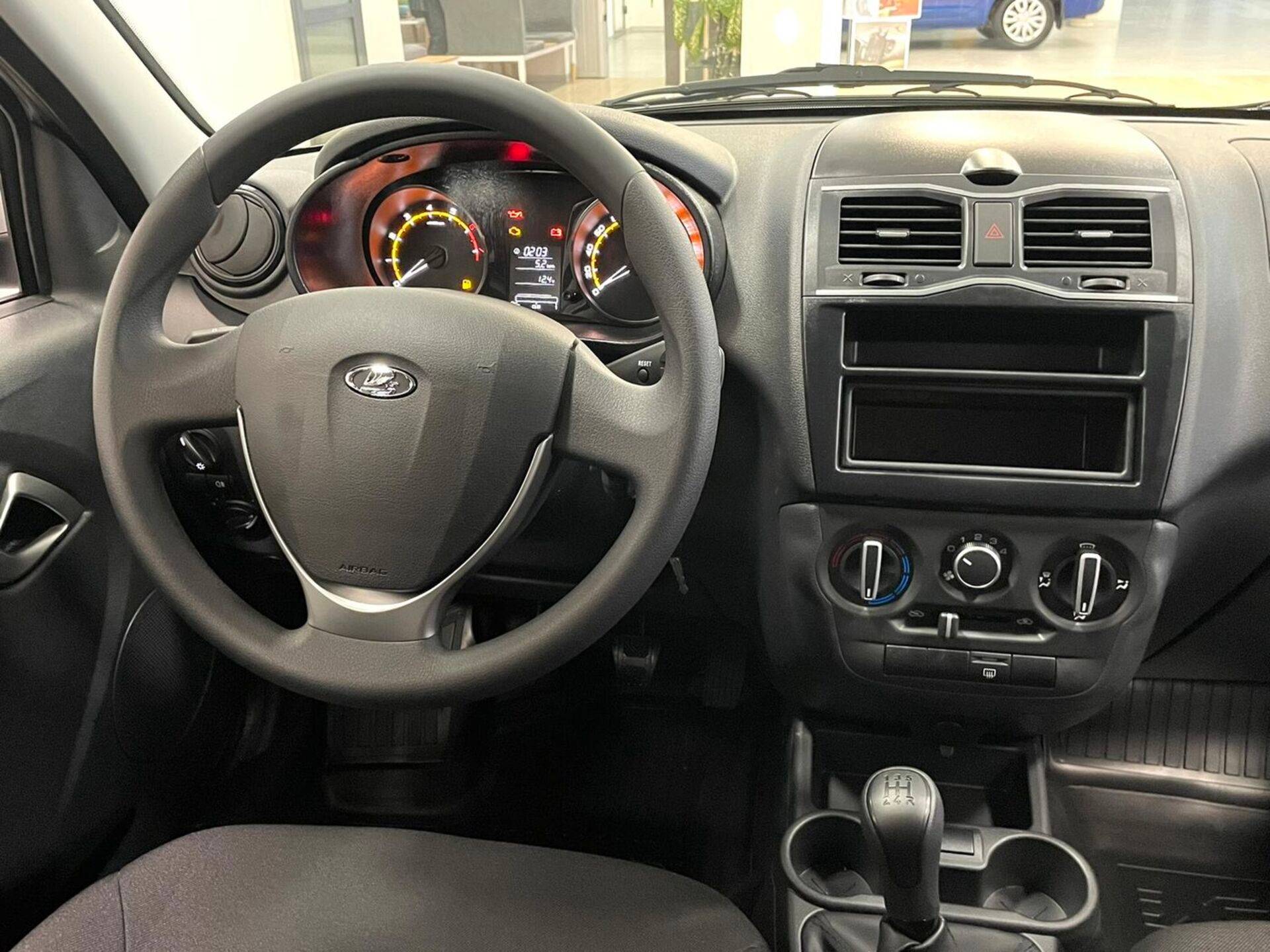 Lada Granta седан Comfort 24 1.6 106hp 5MT