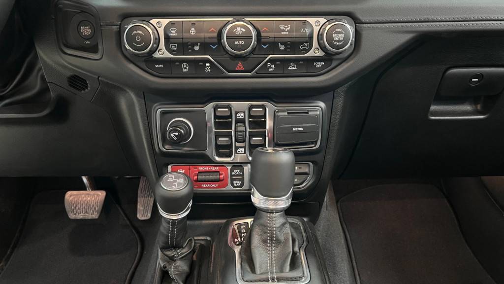 Jeep Wrangler Rubicon 3.6 5AT