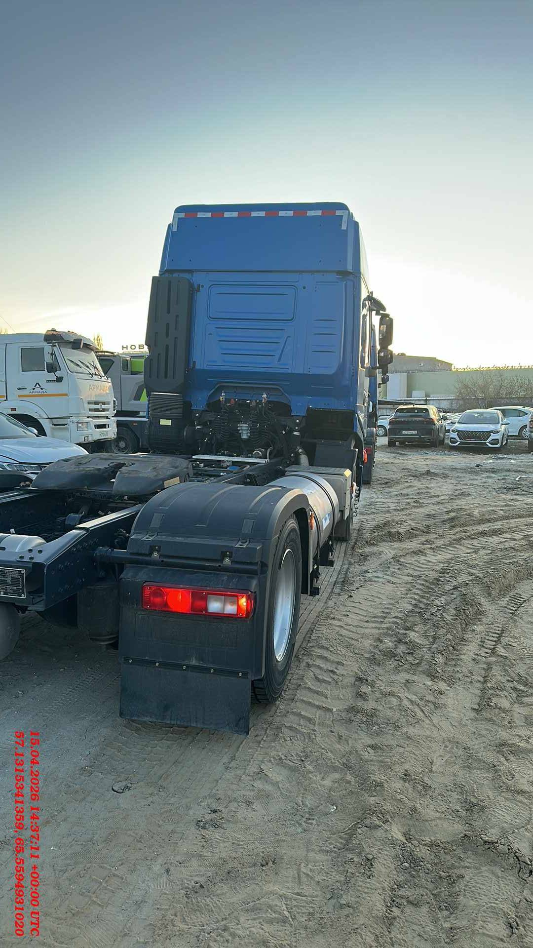 HONGYAN CQ4187HD12381T LNG,  3 771 км, 2023 года в лизинг