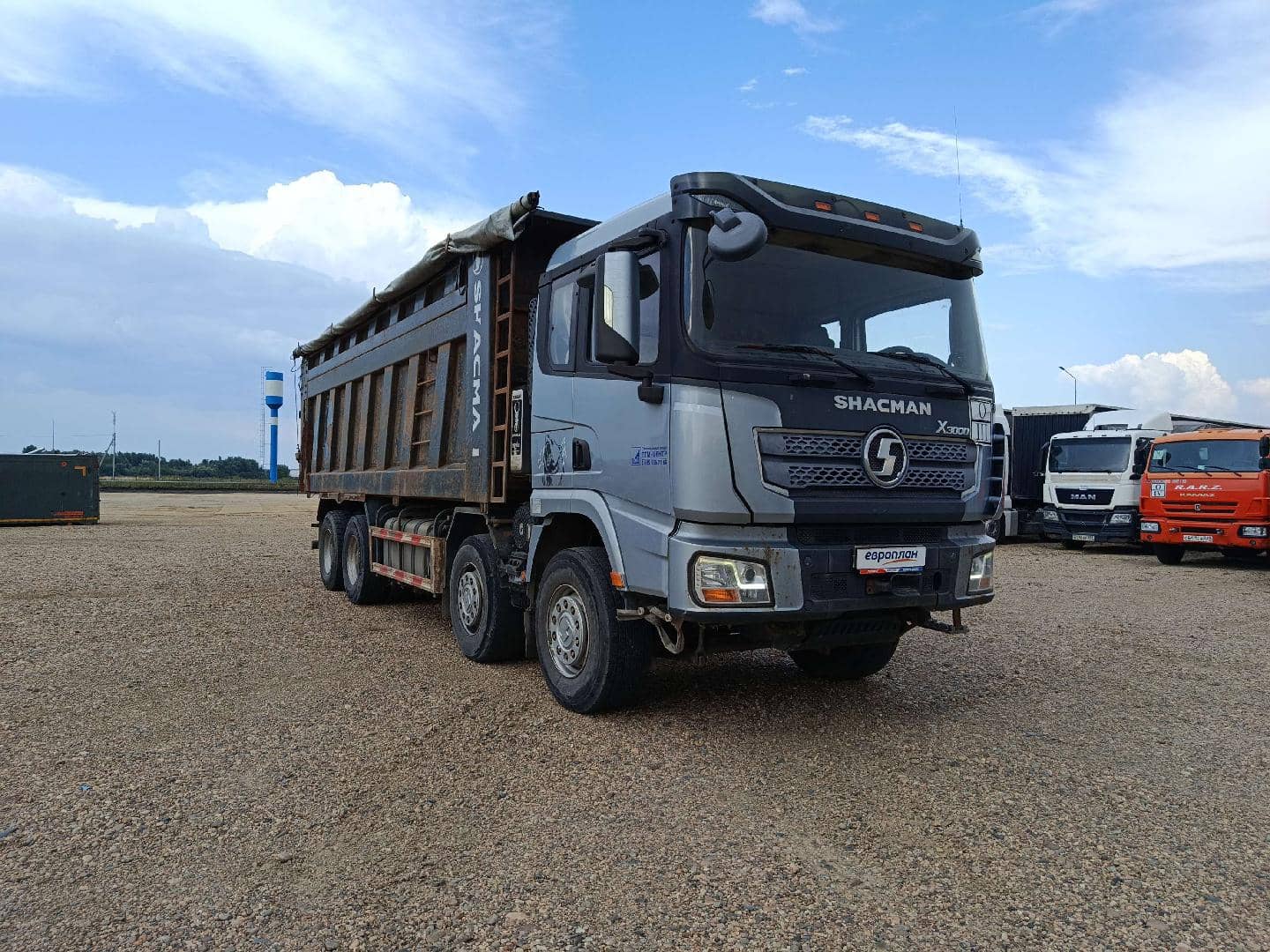Shacman SX3316DV366,  306 012 км, 2023 года в лизинг