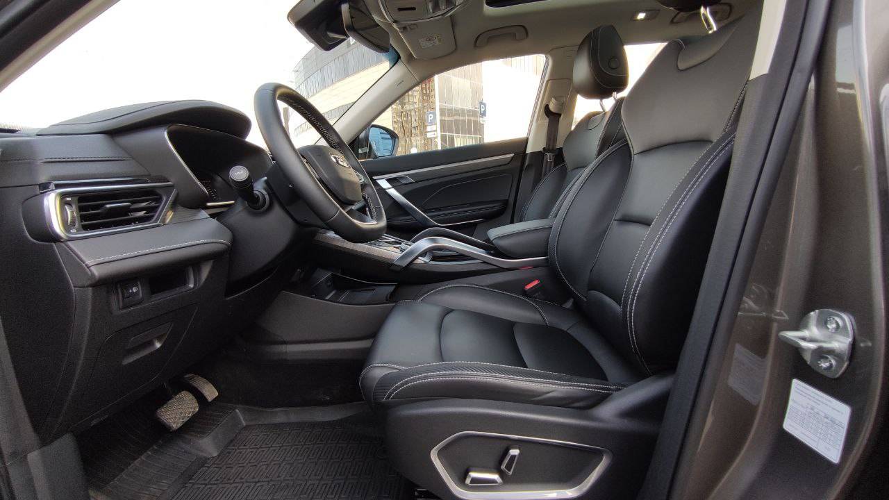 Geely Atlas Pro Flagship+ 1.5T DCT7 4WD