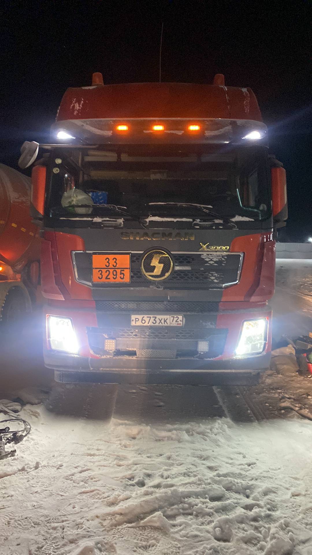 Shacman SX42584V324,  287 856 км, 2022 года в лизинг