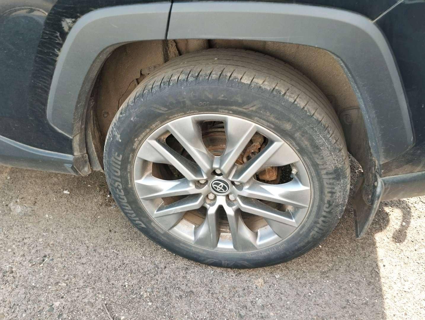 Toyota RAV4,  133 213 км, 2021 года в лизинг