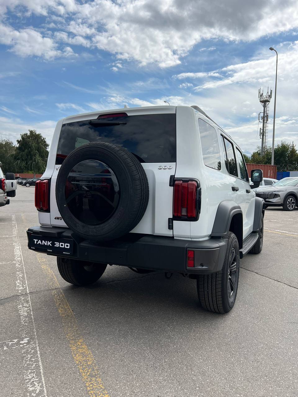 Tank 300 Adventure 2.0 8AT 4WD