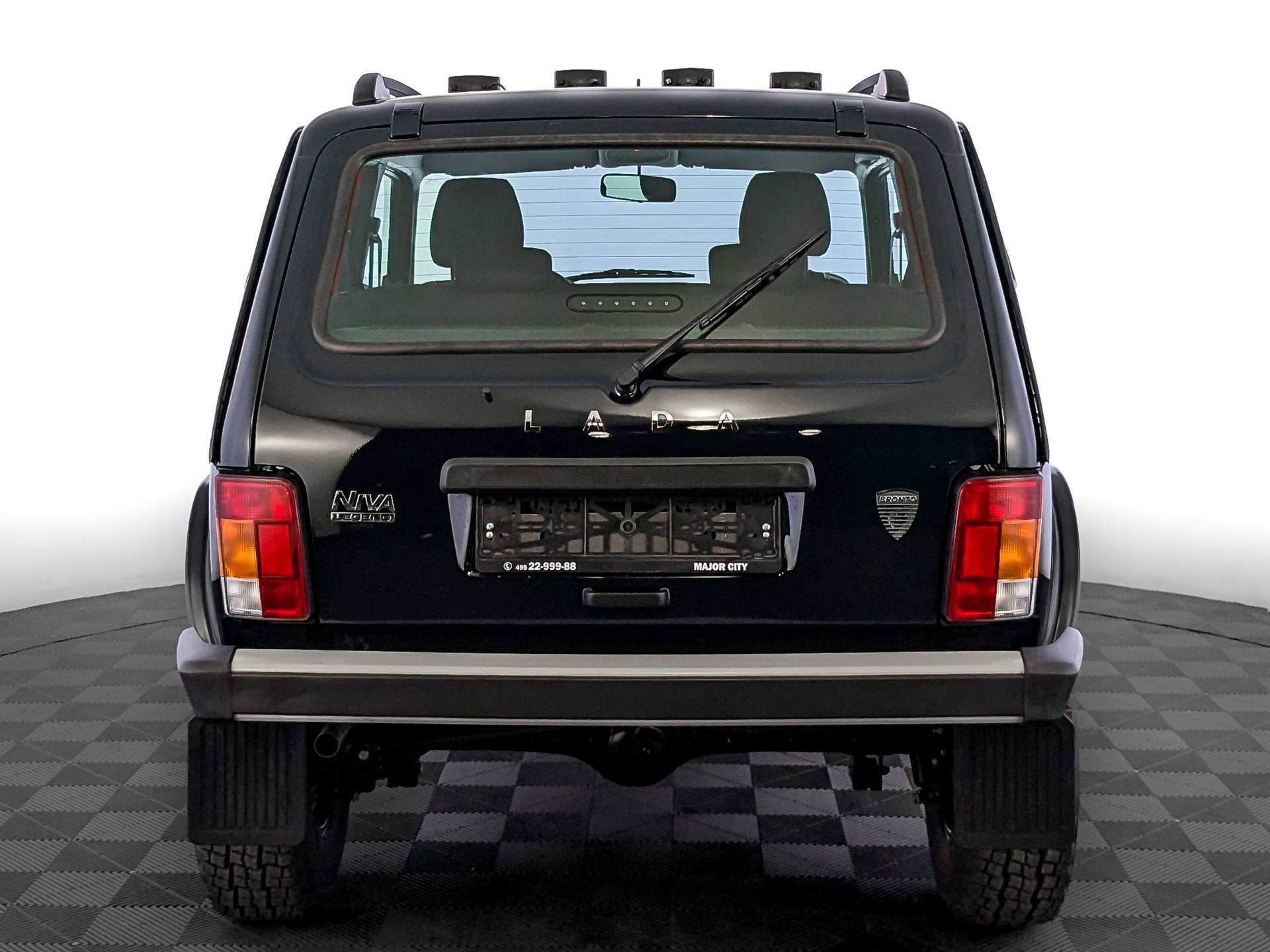 Lada Niva Legend Bronto Luxe 1.7 5MT