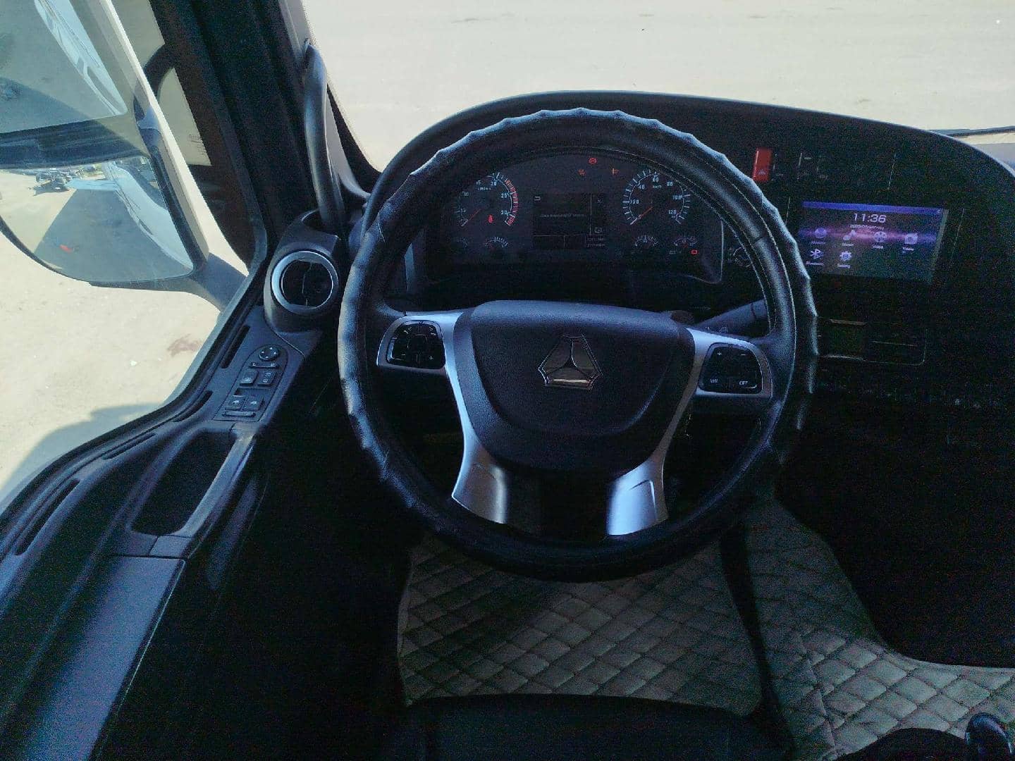 Sitrak ZZ4186V391HE,  217 749 км, 2023 года в лизинг