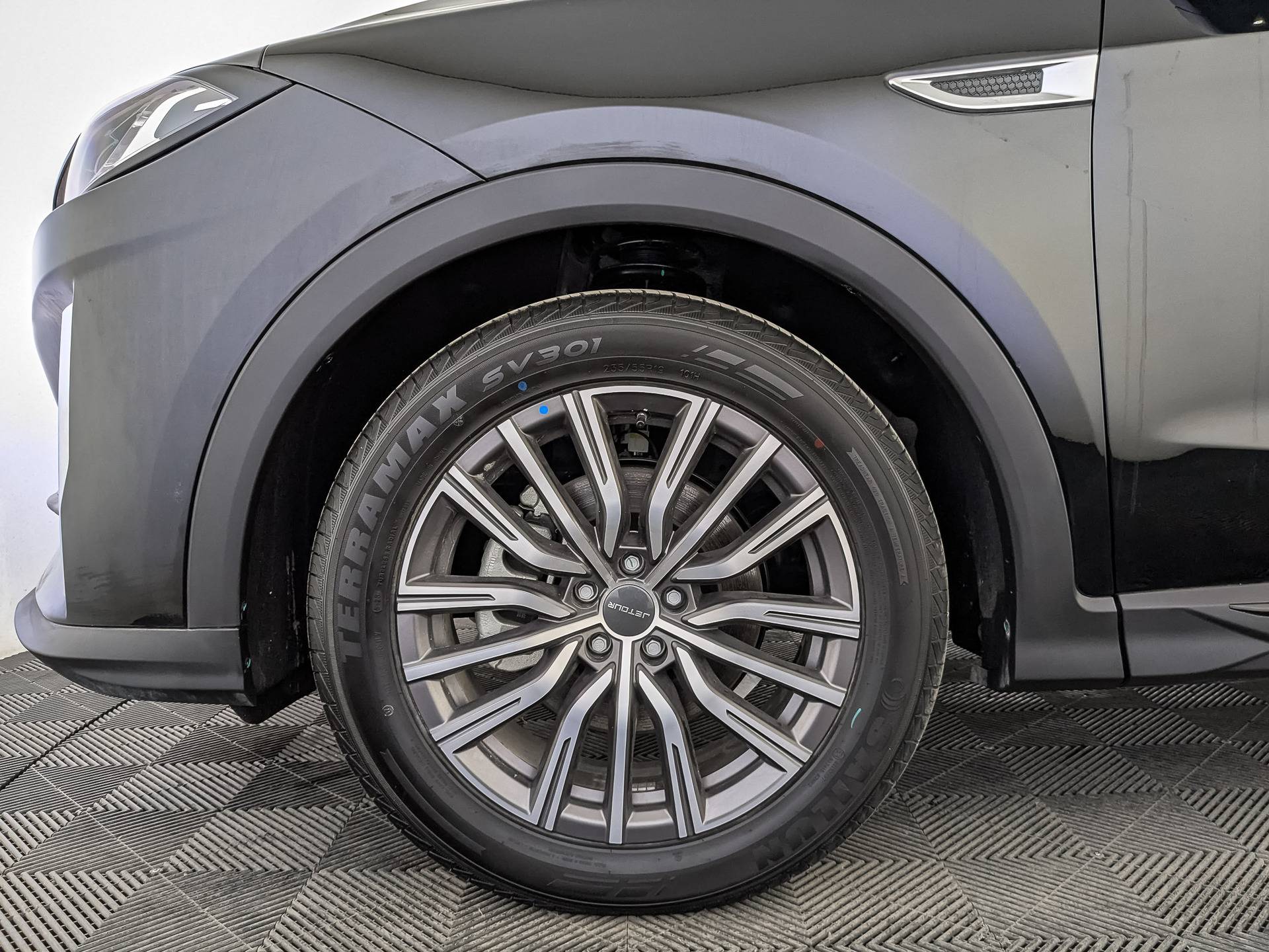 Jetour X70 Plus 1.6TGDI-7DCT Luxury