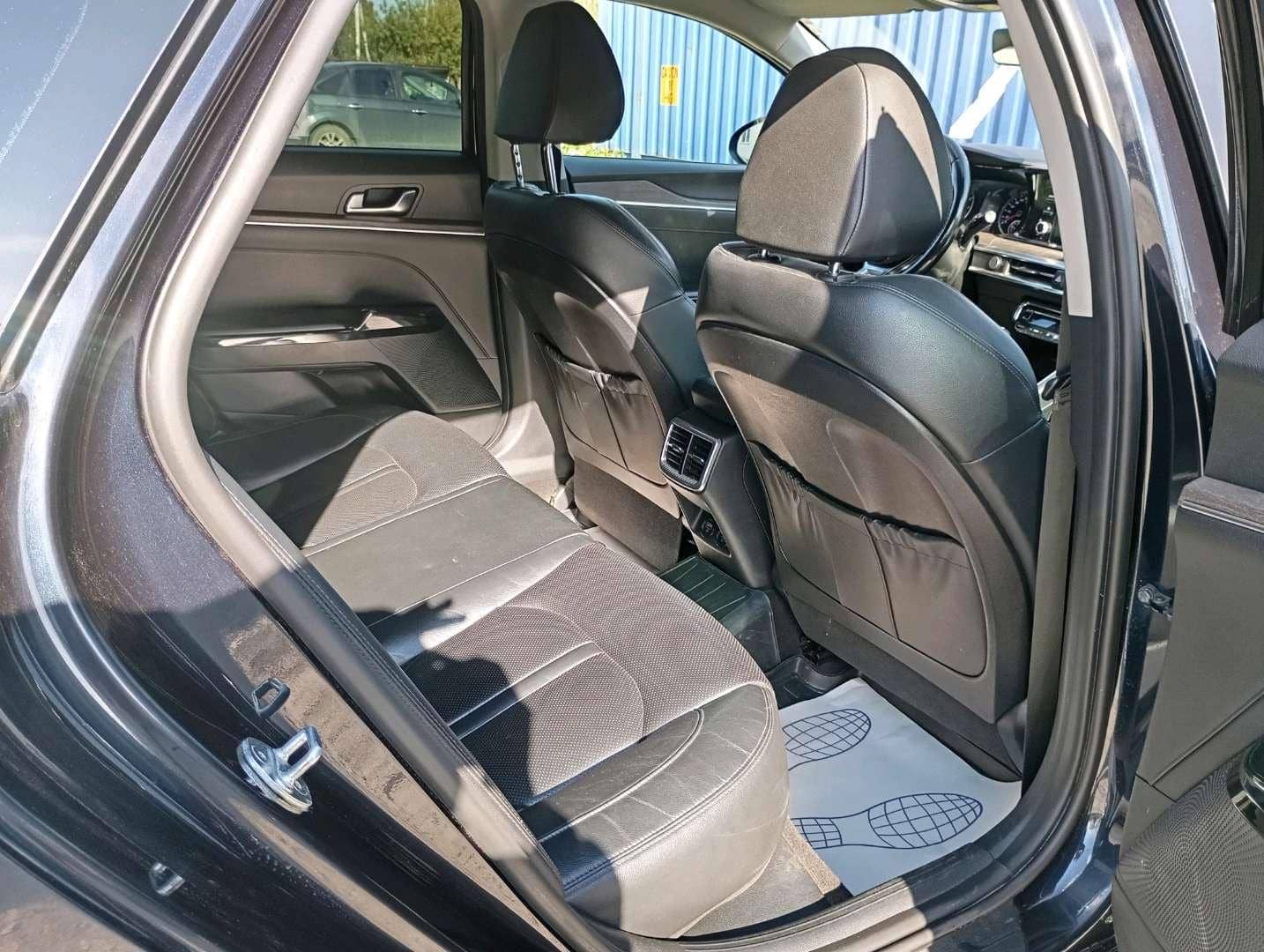 KIA K5,  205 663 км, 2021 года в лизинг