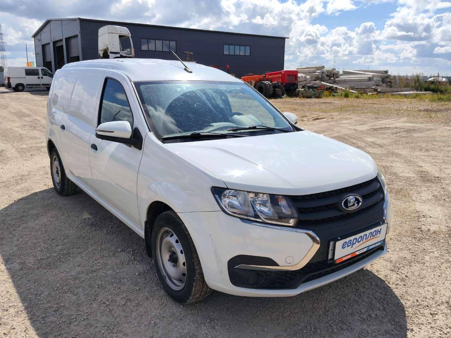 Lada Largus фургон,  27 912 км, 2024 года в лизинг