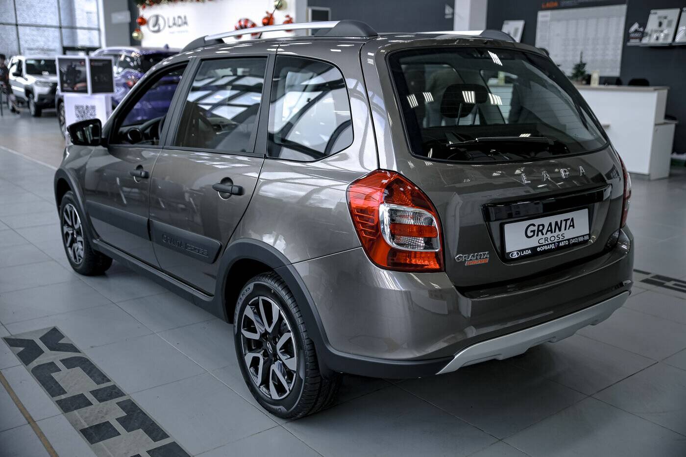 Lada Granta Cross Comfort 24 1.6 106hp 5MT