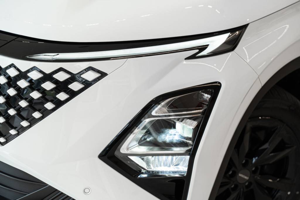 OMODA C5 1.6T DCT Supreme 4WD (2-tone) FL