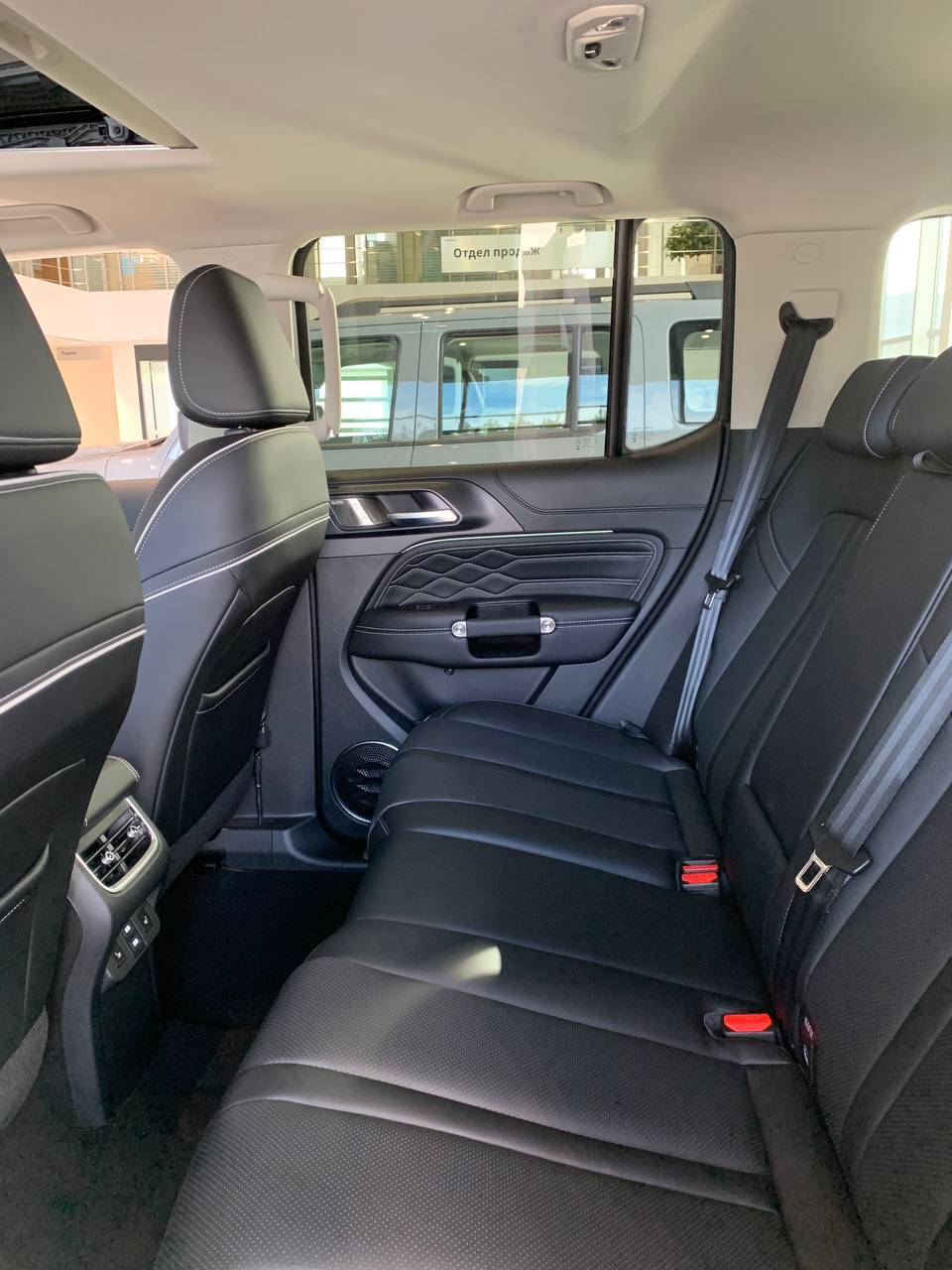 Tank 300 City Premium 2.0 8AT 4WD