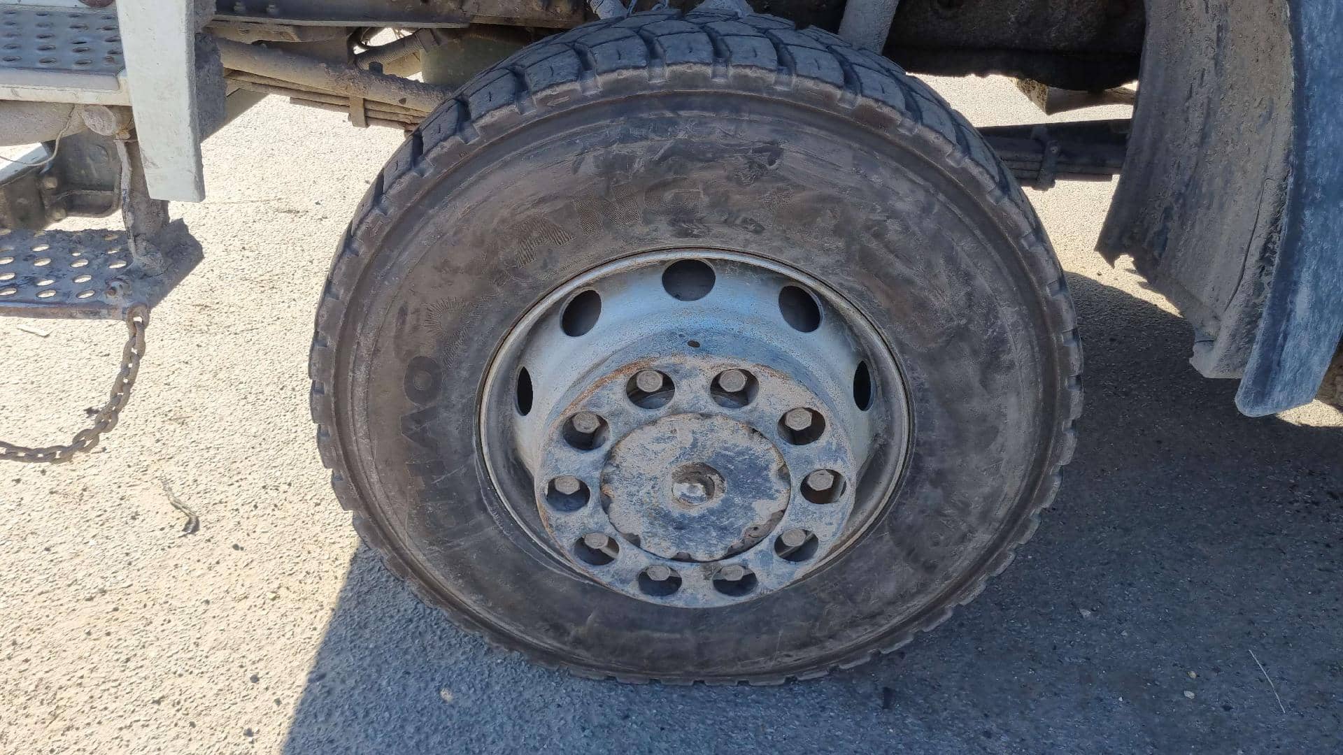 FAW CA3250P66K24L1TE5 6x6,  147 333 км, 2023 года в лизинг