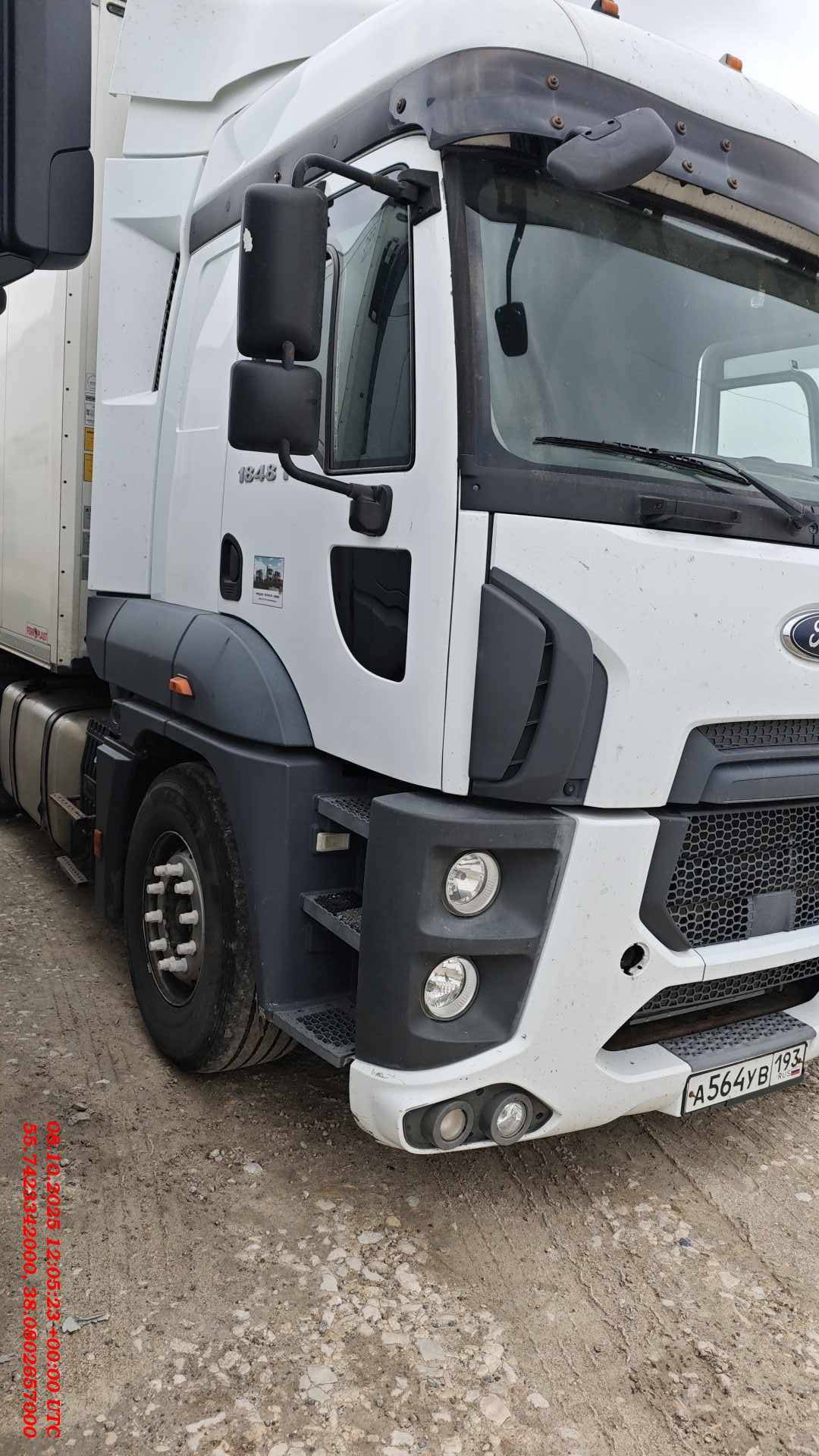 Ford CARGO 1848Т 4x2,  850 403 км, 2018 года в лизинг