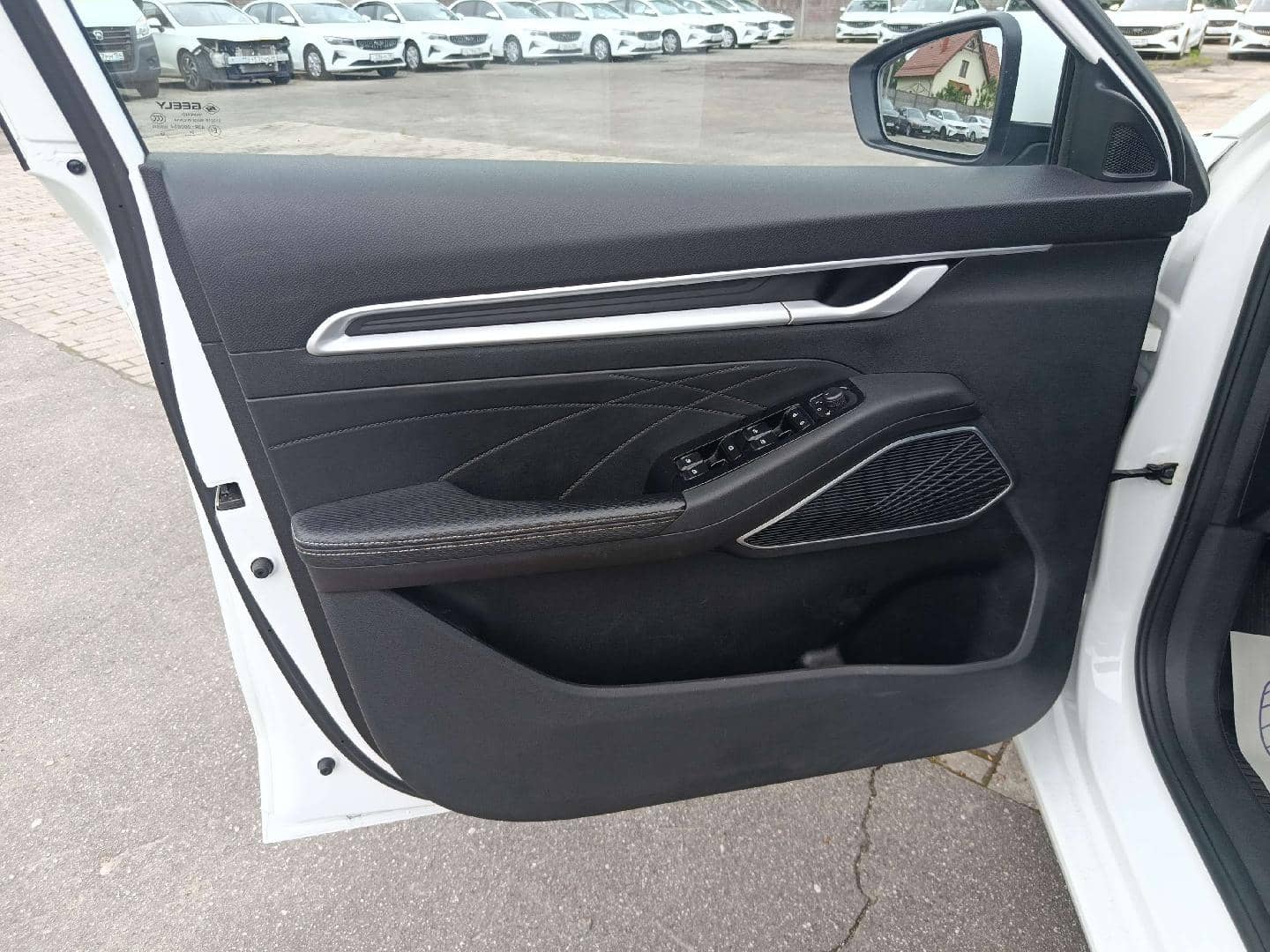Geely Emgrand,  62 266 км, 2024 года в лизинг