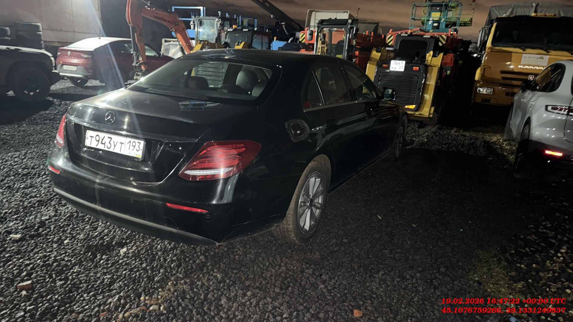 Mercedes-Benz E седан,  206 729 км, 2019 года