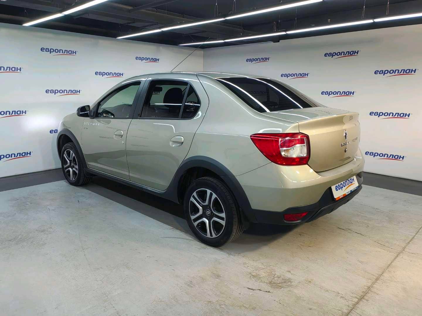 Renault Logan Stepway,  80 638 км, 2020 года в лизинг