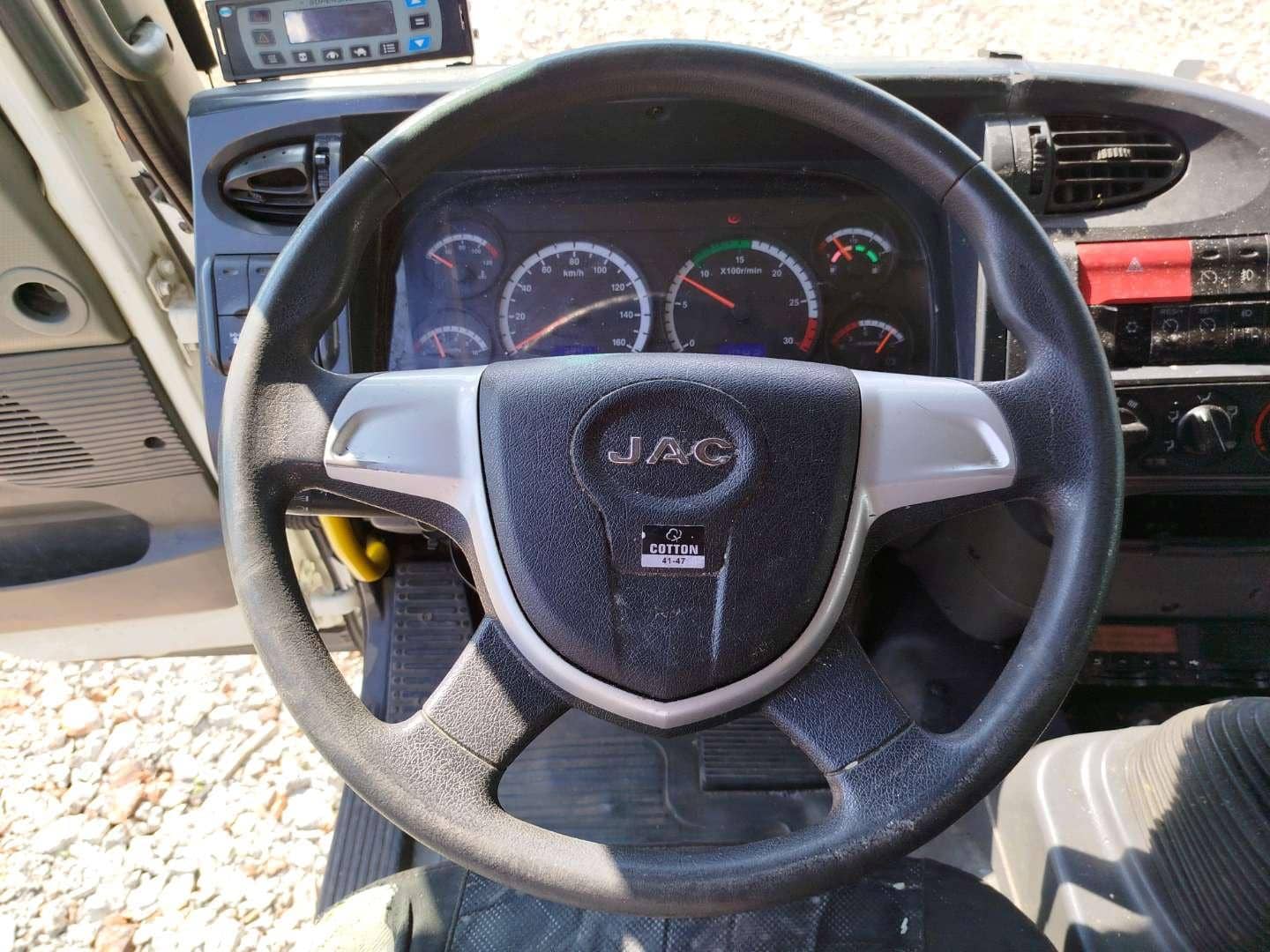 JAC N 200,  223 928 км, 2023 года в лизинг