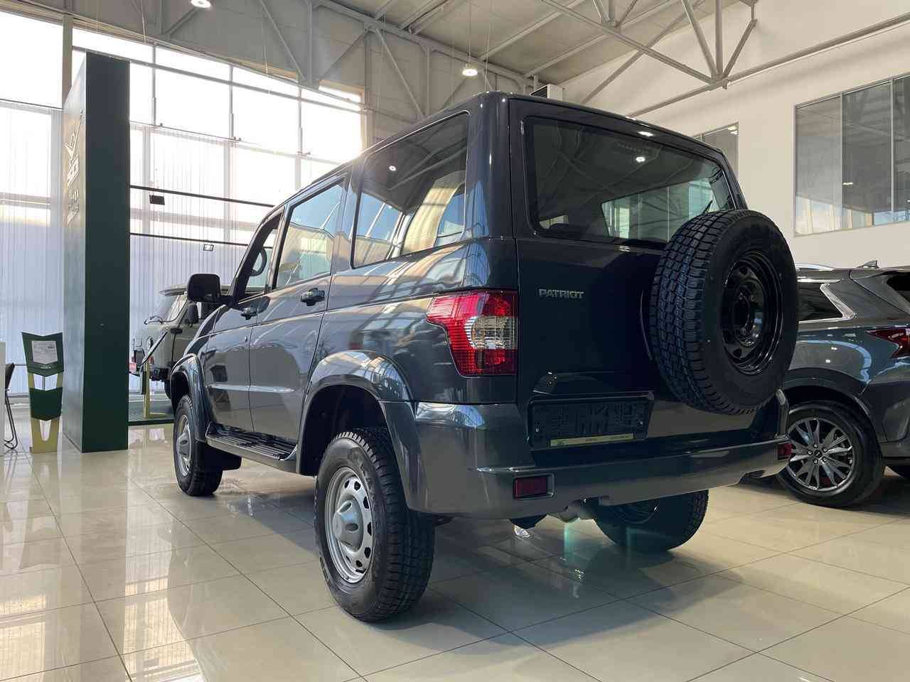 УАЗ Patriot Base Икар 2.7 5MT