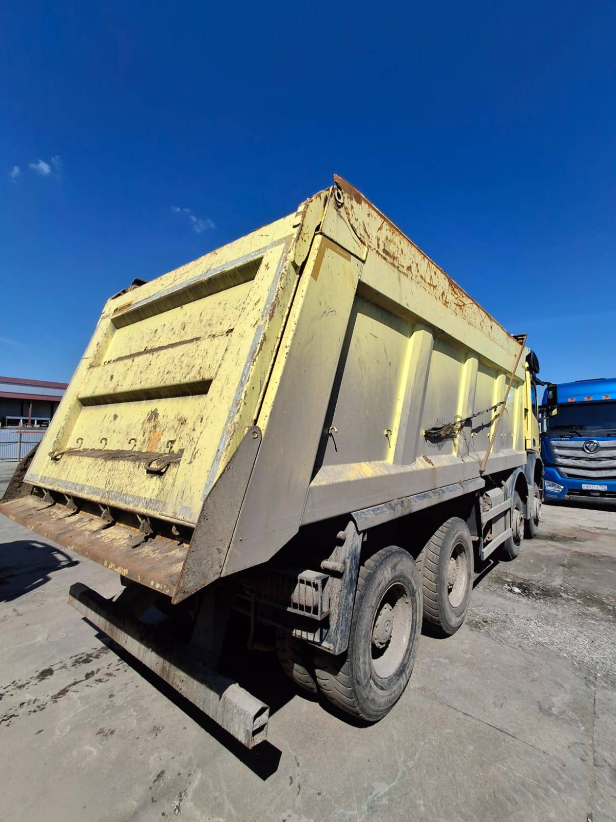 Mercedes-Benz Arocs 4142 K  Лот 000007646