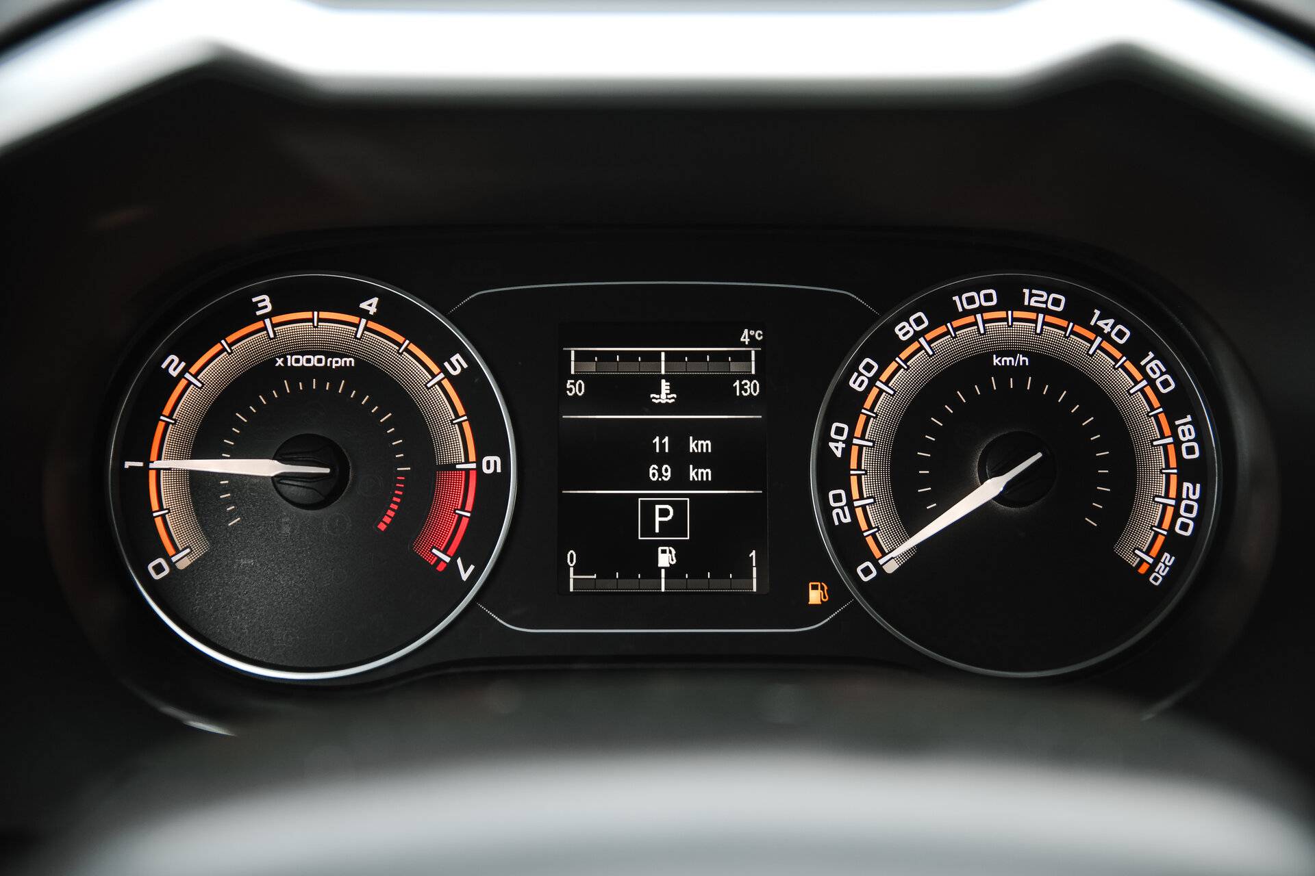 Lada Vesta седан Enjoy 24 1.8 122hp AT