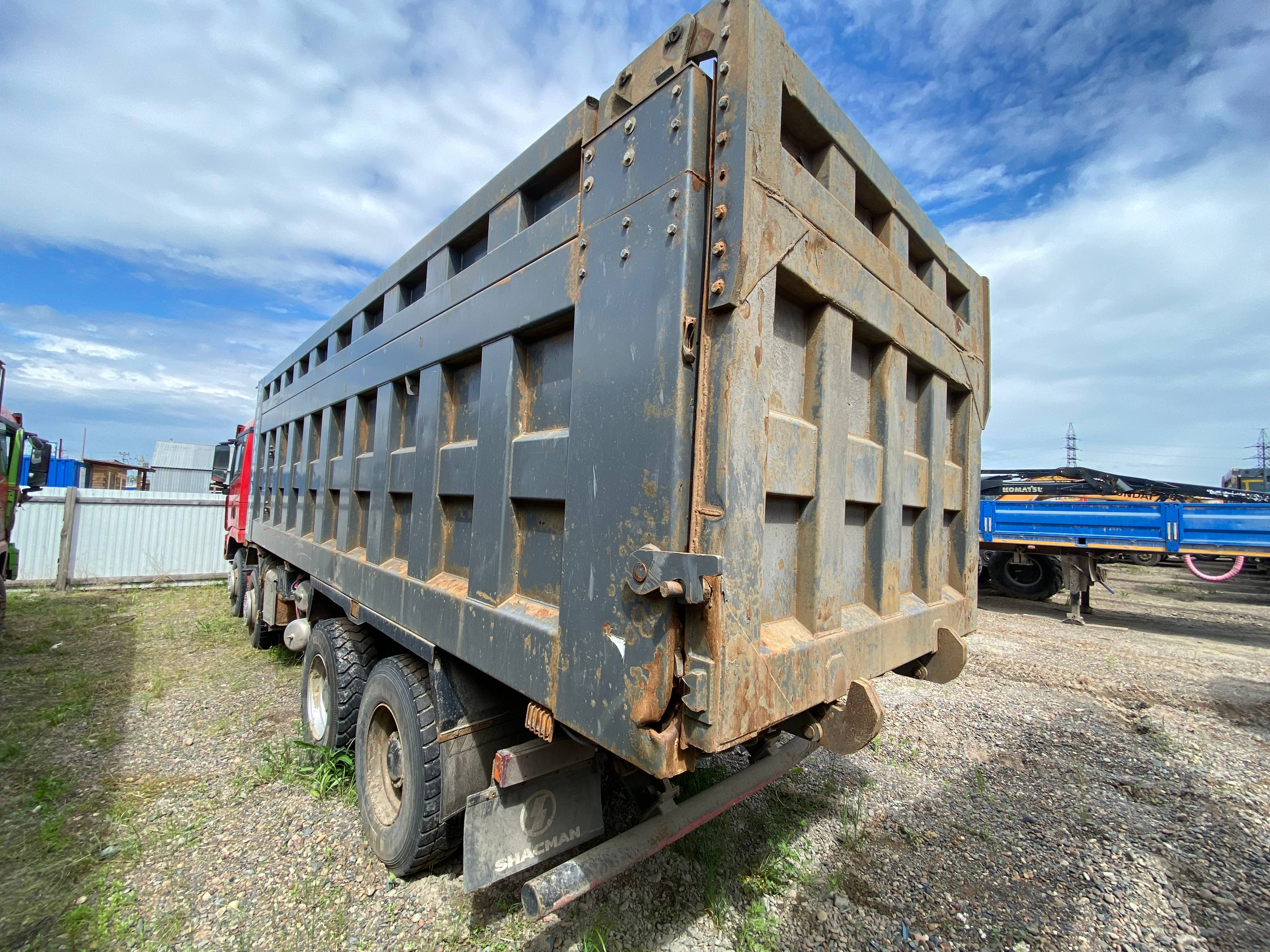 Shacman SX33186V366,  122 105 км, 2022 года в лизинг