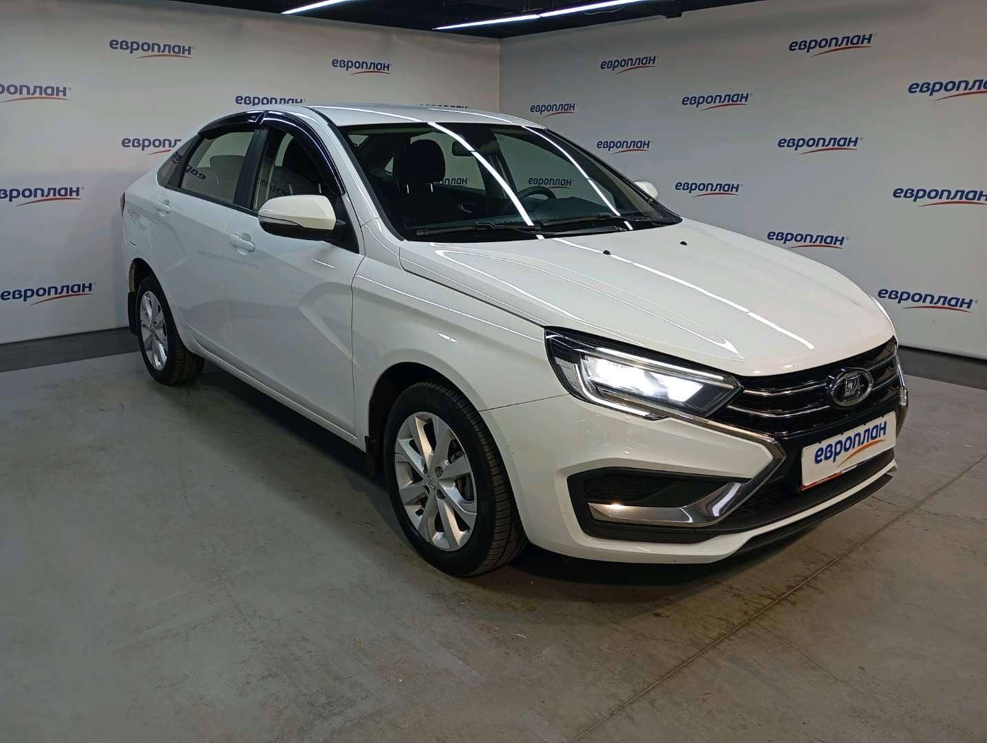 Lada Vesta седан,  42 793 км, 2024 года в лизинг