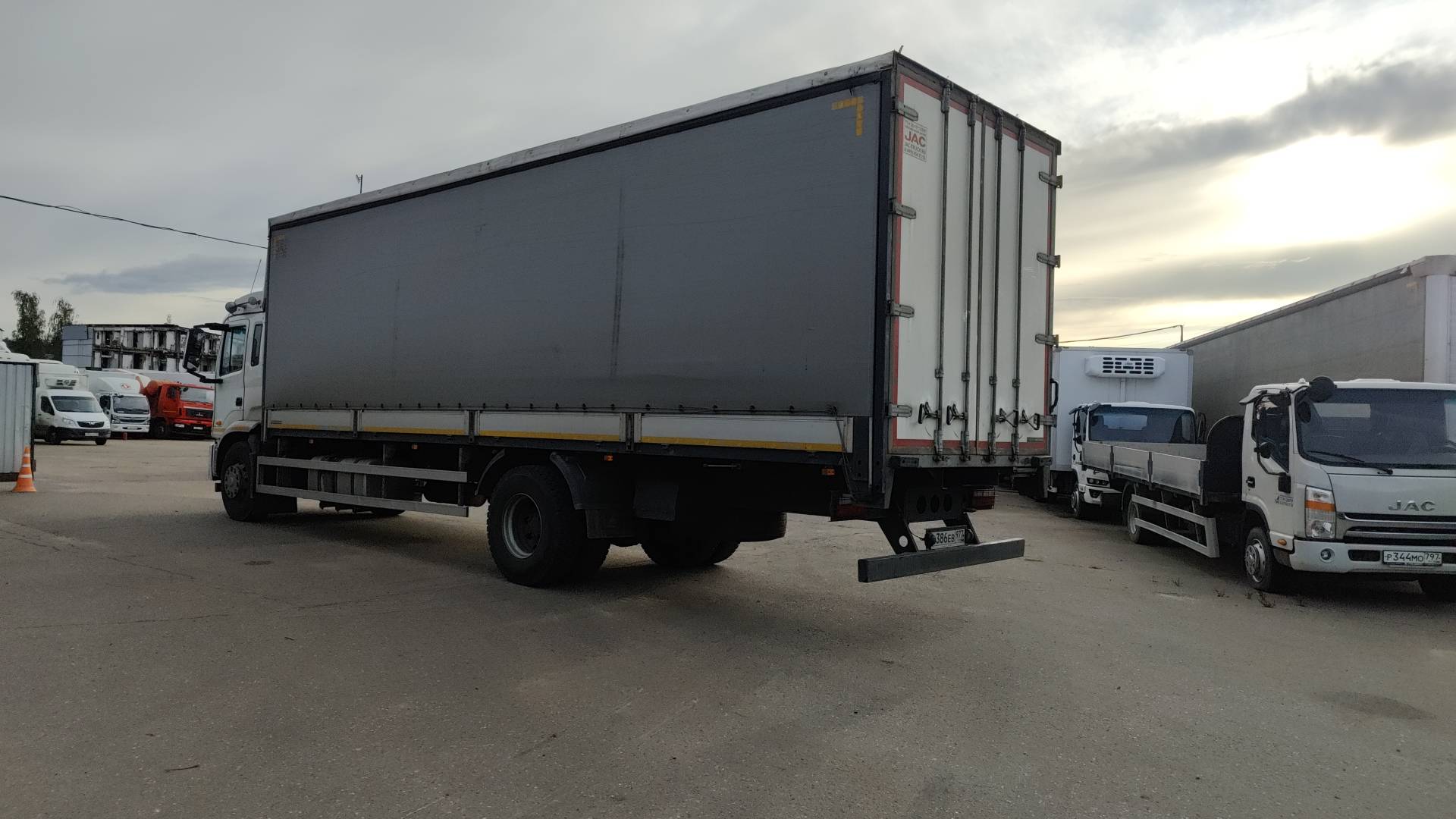 JAC N 200,  241 460 км, 2023 года в лизинг