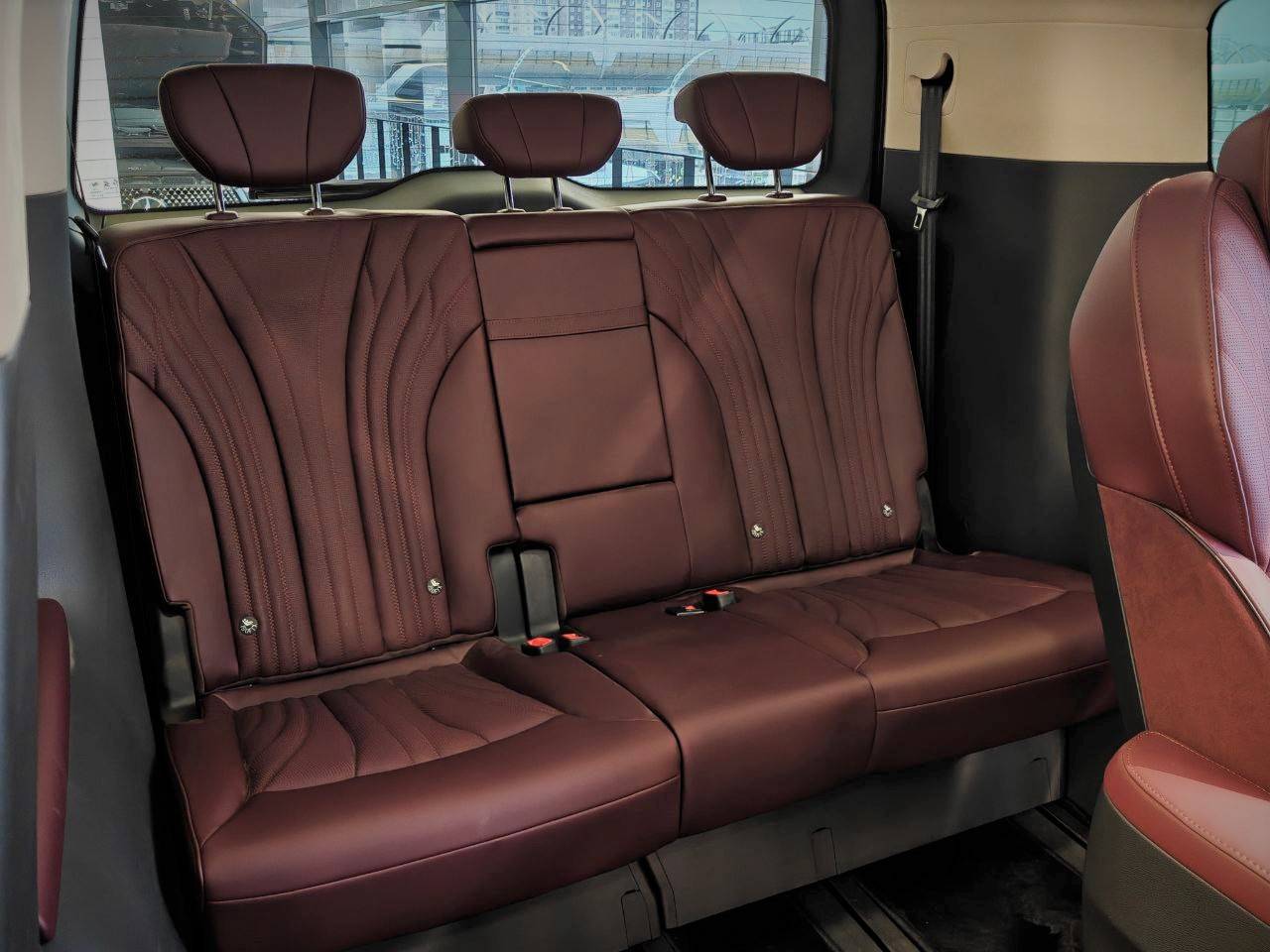 Hongqi HQ9 2.0Т Экзекьютив (Executive)