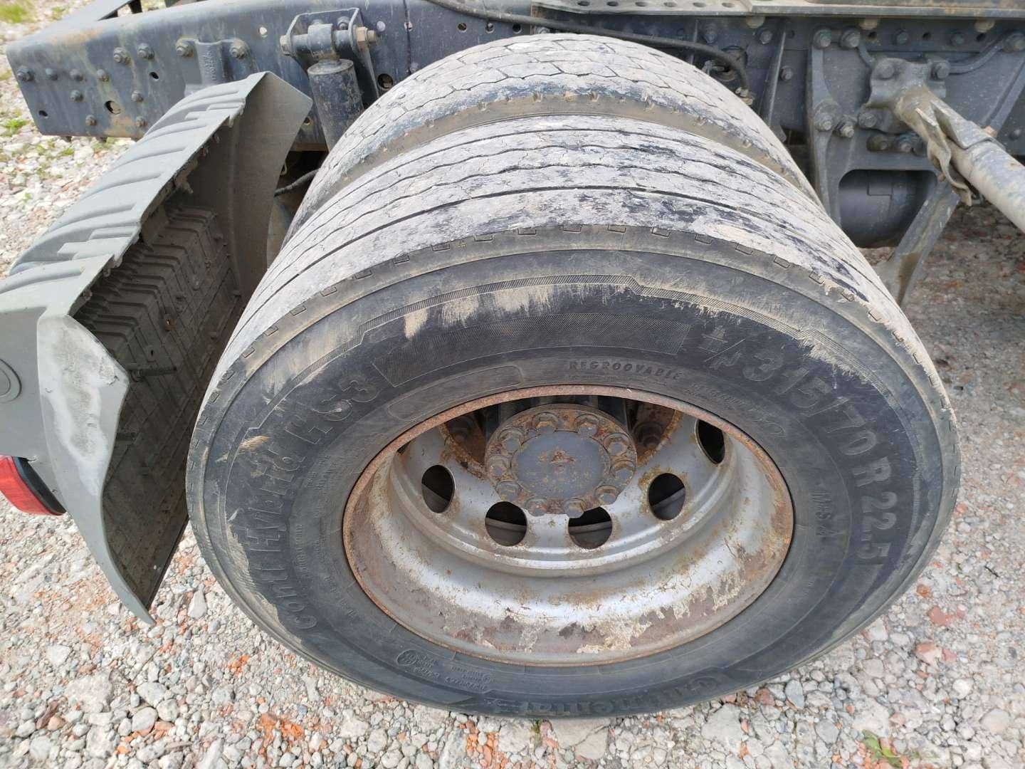 Mercedes-Benz Actros 3 1844 LS 4x2 (L),  1 400 000 км, 2018 года в лизинг