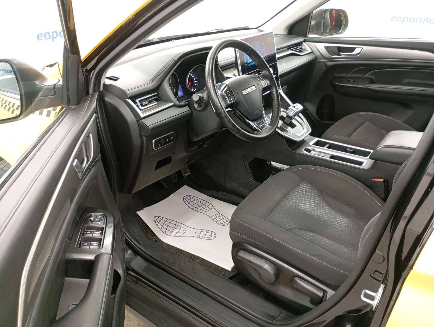 Haval M6,  166 505 км, 2023 года в лизинг