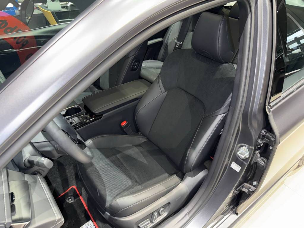 Toyota Camry 2.0S Sports Edition