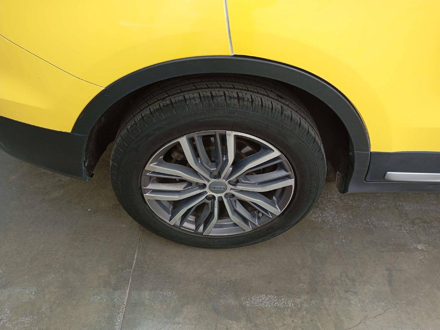 Geely Atlas Pro,  142 569 км, 2024 года в лизинг