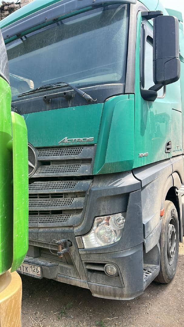 Mercedes-Benz Actros 5 1845 LS 4x2 (BigSpace),  99 999 км, 2015 года