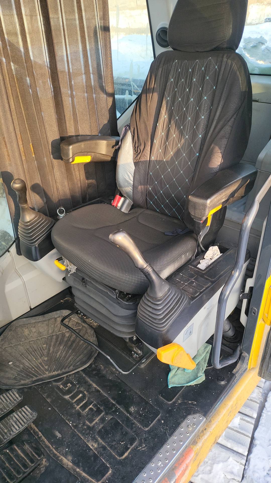 LiuGong CLG923FN, 2024 года в лизинг