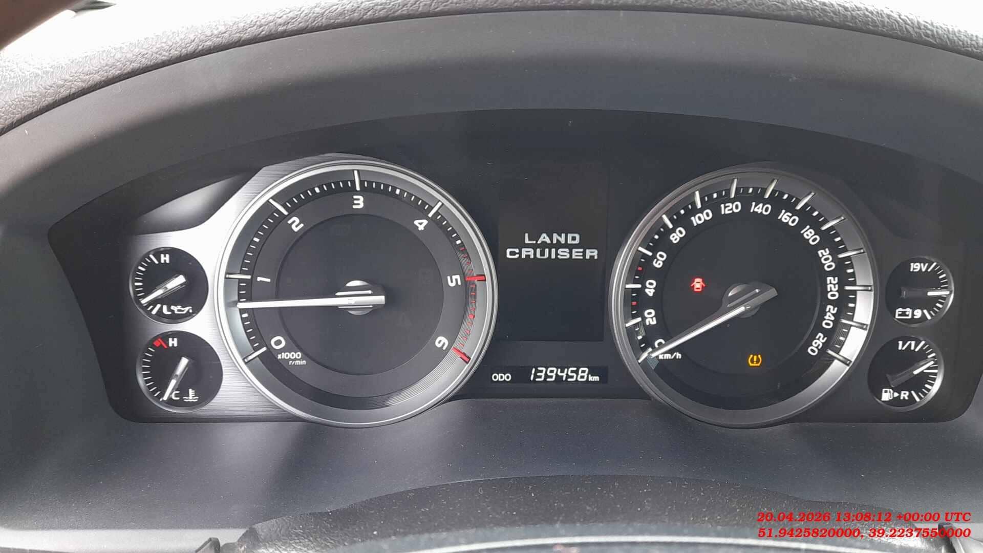 Toyota Land Cruiser 200,  139 458 км, 2019 года в лизинг