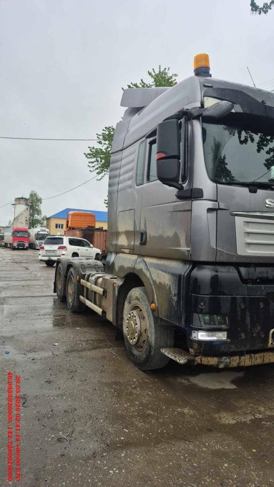 Sitrak С7Н 6×4 ZZ4256V364HE,  242 340 км, 2022 года в лизинг