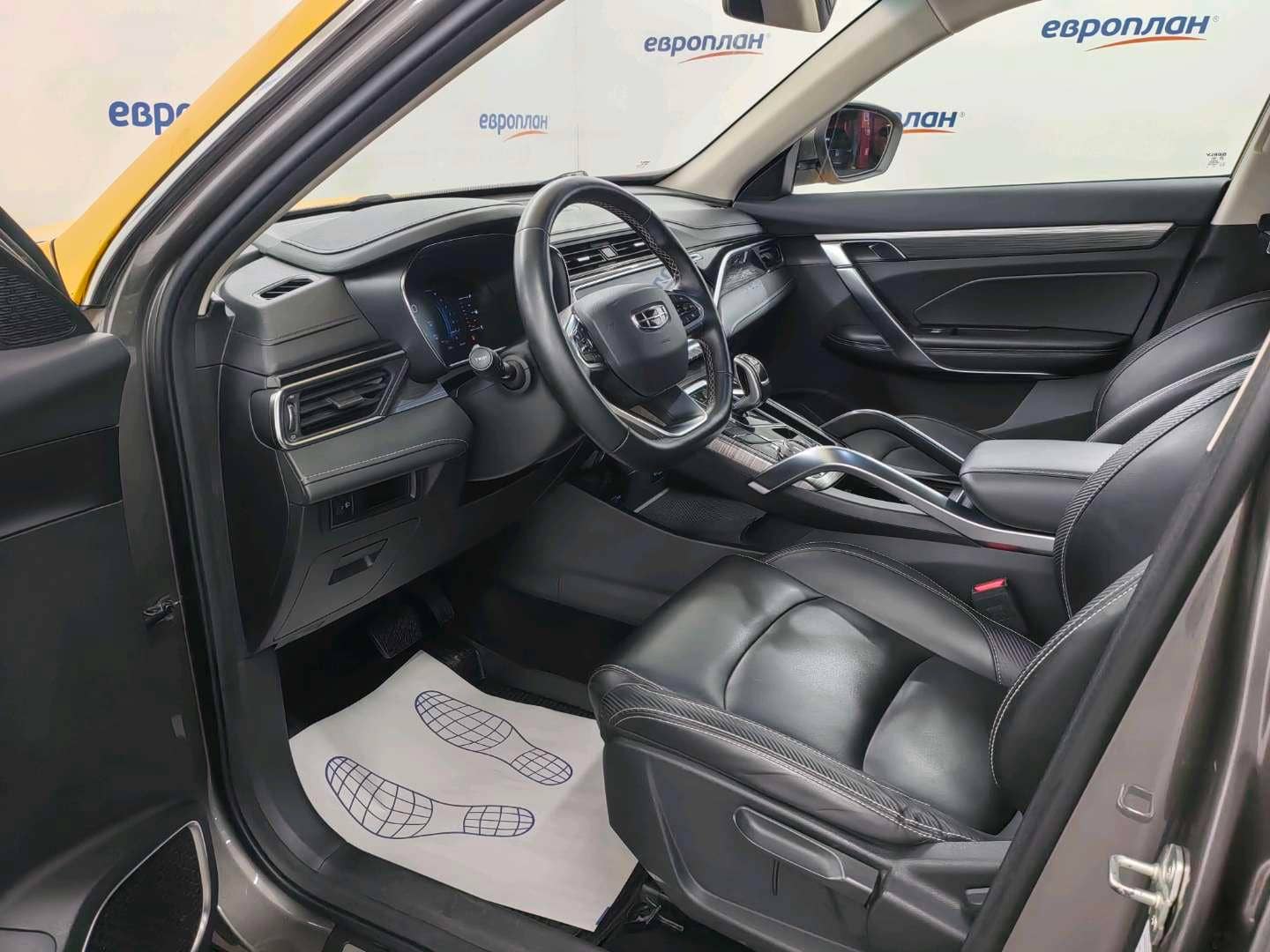 Geely Atlas Pro,  236 196 км, 2023 года в лизинг