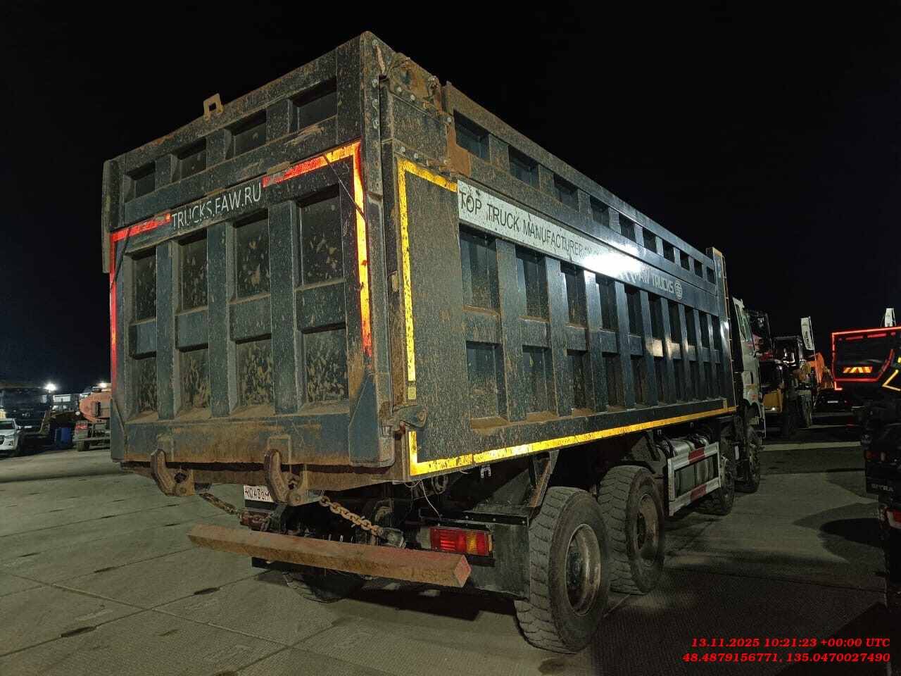 FAW CA3310P66K24T4E5 8х4,  99 812 км, 2022 года в лизинг