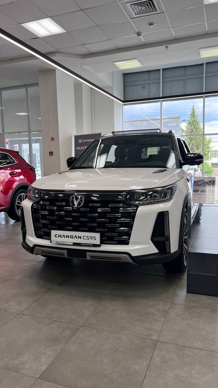 Changan CS95 DLX 2.0T 8AT