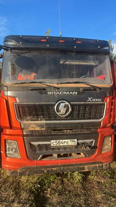 Shacman SX42586V385