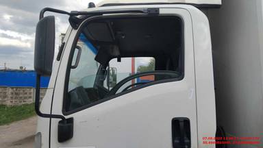 ISUZU NPR75LK